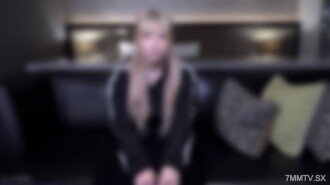 [Amateur's first beat] A cute 18-year-old girl. Effortless anus, penetrated anus ATM, sucking device and electric massage stick to maintain high tide