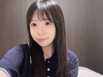 1490pt，截止到18號！ ！ 【寶藏】*秋葉原7樓。前Chiki偶像，擁有令人窒息的透明感的古典美人，「隨你處置」。在她極其緊緻的陰道深處進行一次猛烈的射精。獎勵