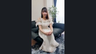 與受過高等教育的年輕女士發生無保護性行為！ ！下午課外活動，與一位畢業於名牌大學的補習班老師持續無保護性行為。
