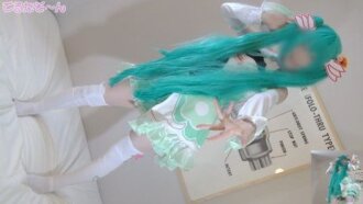 Nagbabalik na ang cosplayer na si Miku sa isang remastered na bersyon! Masturbesyon at pakikipagtalik nang nakasuot ng pangkarera!