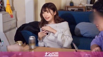 在南帕百戰大師的槍房裡，一位學長在一場賭“脫衣”194的紙牌遊戲中睡著了。當我無法忍受這種誘惑，伸出可怕的手時，我的學姐也被激勵了 w 在學姐的房間裡，女人的喘息聲和令人不快的pakopako聲音迴盪著，我搖了搖我學姐的腰。我流汗了）