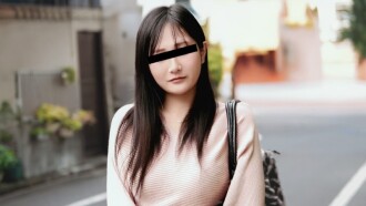 พนักงานต้อนรับหญิงในวันหยุดของเธอถูกฉีดน้ำอสุจิใส่จนหมดสติ