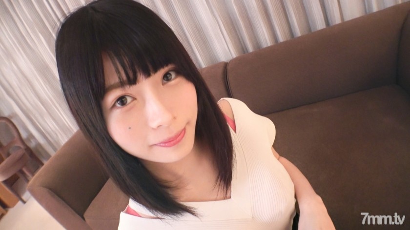 SIRO-4229 【第一槍】【19歲專業學生】【透明x哭痣】19歲越來越淘氣的好奇心，是同齡男友無法填滿的。房間裡迴盪的喘氣聲越來越大..網上AV應用→AV體驗拍攝1305