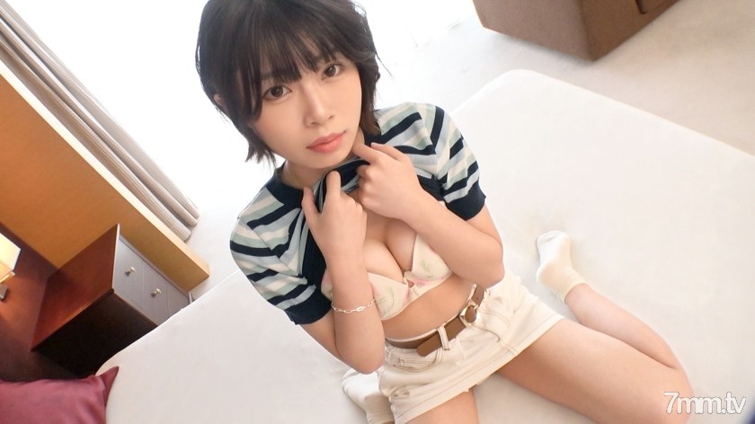 SIRO-4706 【第一槍】【天真爛漫的少女】【海量噴】羞恥卻被責怪身體敏感散潮的苗條少女出土。一邊用背部的猛烈活塞搖晃嬌嫩的身體，使年輕的臉膨脹，一邊以“Iku，Iku ..”達到高潮..網絡上的AV應用→AV體驗拍攝1688