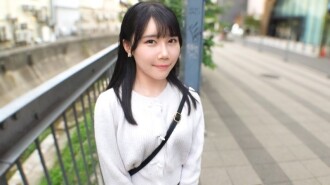 SIRO-5563 “一位娇小的女孩申请体验这种新玩法！她身材娇小性感，但当被从后面进入时，她的欲望更是达到了顶峰！她被从后面进入，一次又一次地达到高潮！这是一种难以抗拒的快感……”MGS Video（Prestige Group）成人视频流媒体网站