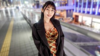 「那個戴眼鏡、個性陰鬱的女孩太性感了！這個總是抱怨自己不受歡迎的嚴肅女孩，在被無情地刺激敏感乳頭後，竟然用動漫般的聲音達到了高潮！一開始她甚至連接吻都猶豫不決，但是……」：MGS Video <Prestige Group> 成人視頻流媒體網站